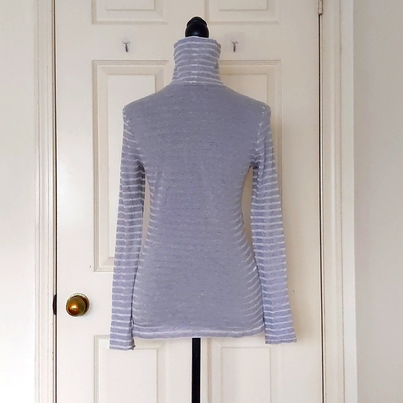 Express Stripe Turtleneck Long Sleeve Top w/Silver Crystal Embroidered Logo. - Picture 2 of 4